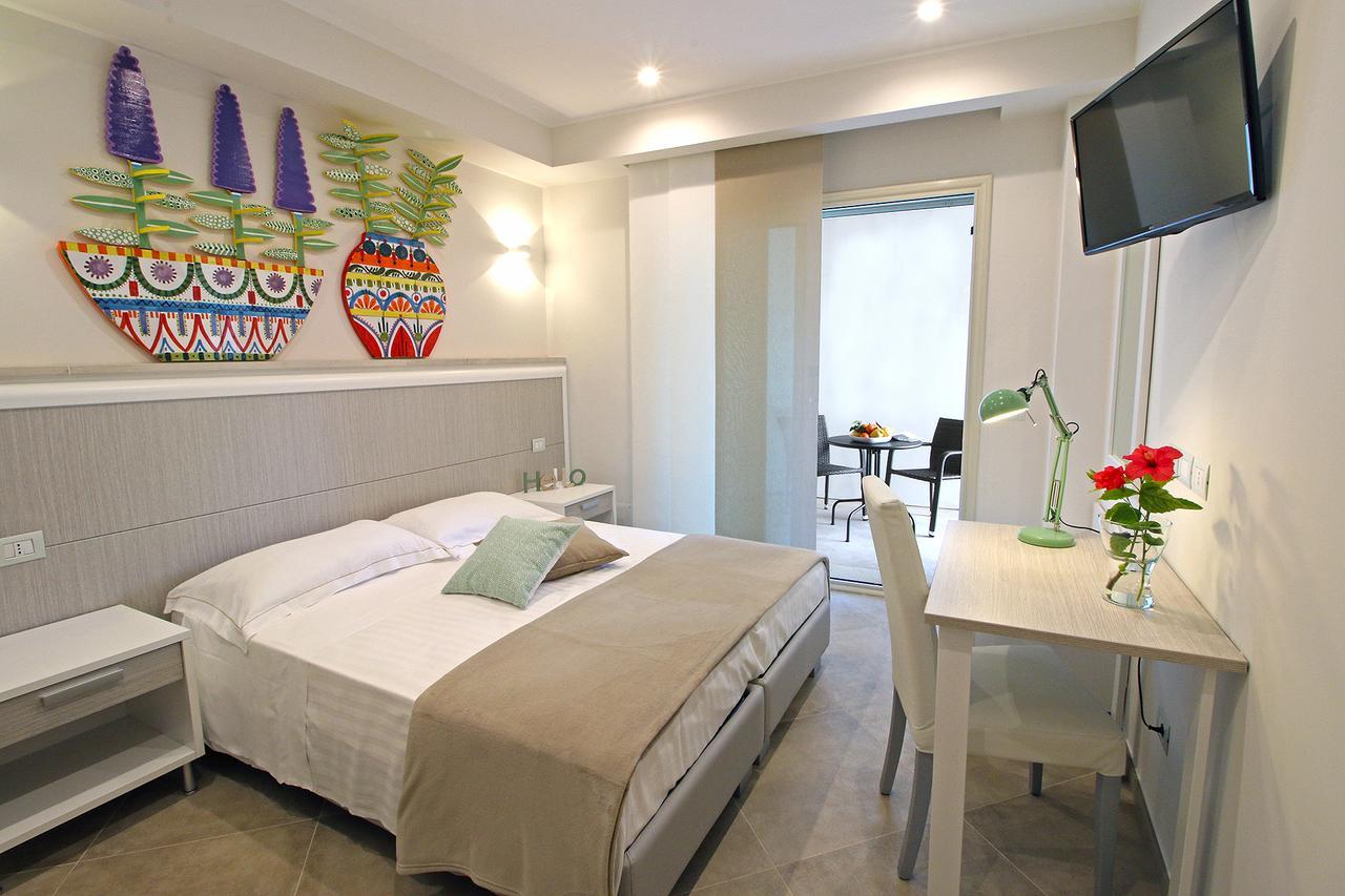 Sike Holiday Home Таорміна Екстер'єр фото