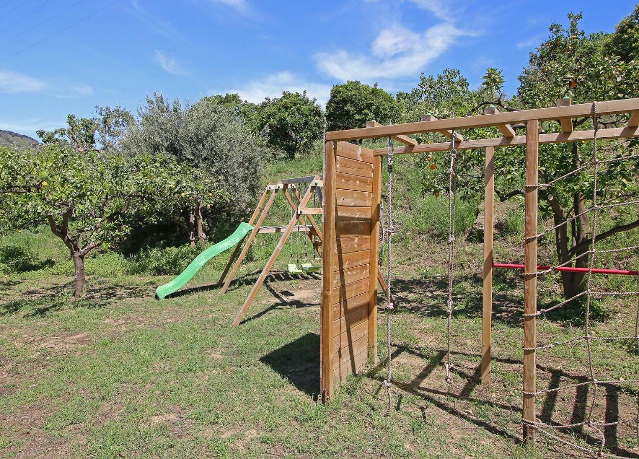Sike Holiday Home Таорміна Екстер'єр фото